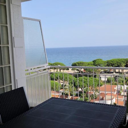 Costa Daurada Apartaments كامبريلس المظهر الخارجي الصورة